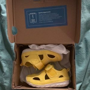 Stride Rite Splash Sandal Lemon Yellow